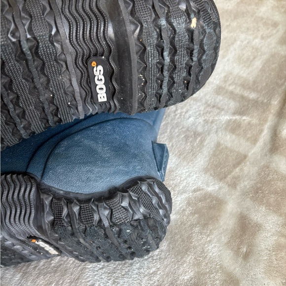 Bogs Navy Floral Waterproof Pull-On Rain Boots - Picture 4 of 10